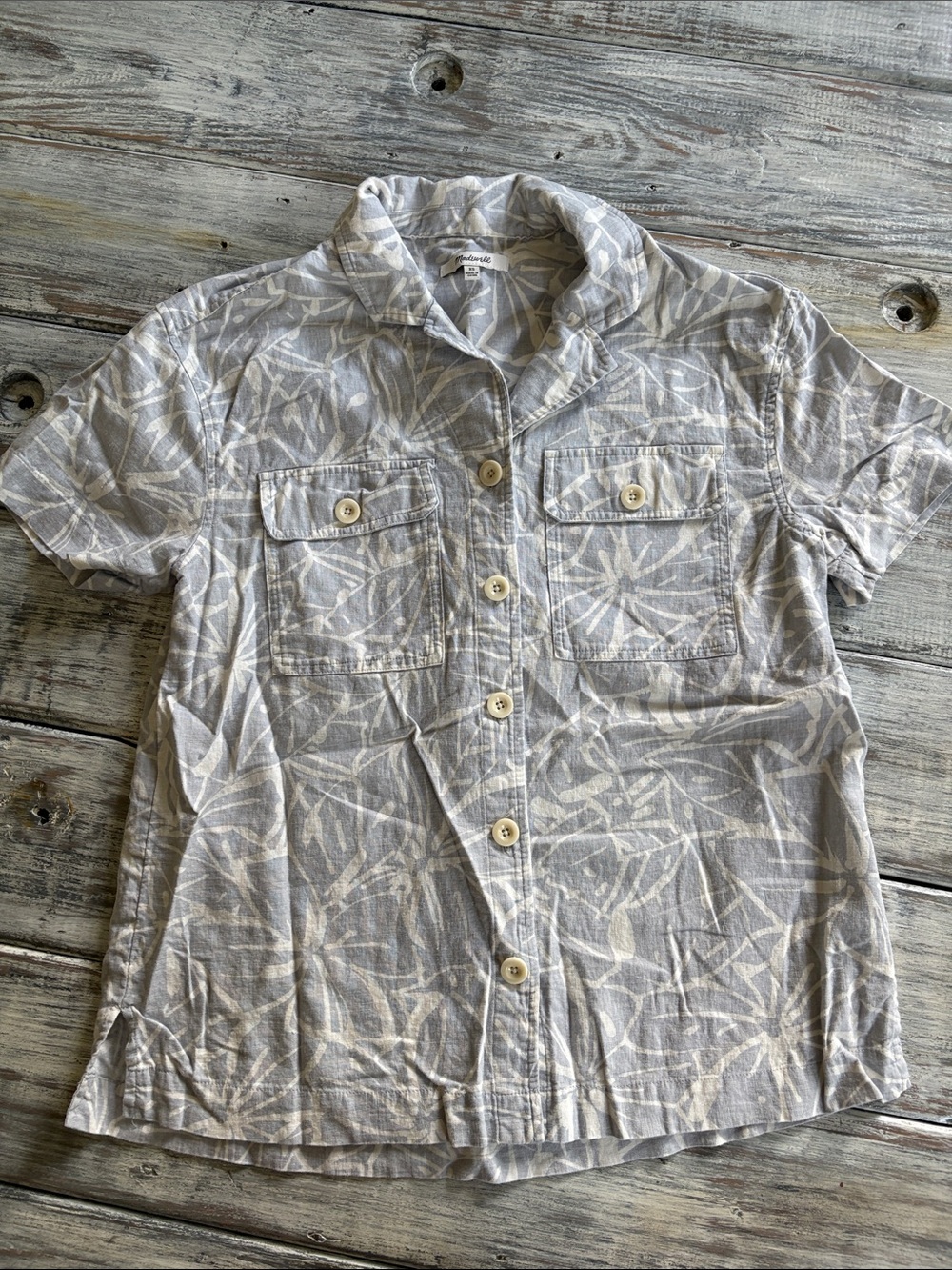 As new, Madewell lightweight button front shirt, size XS